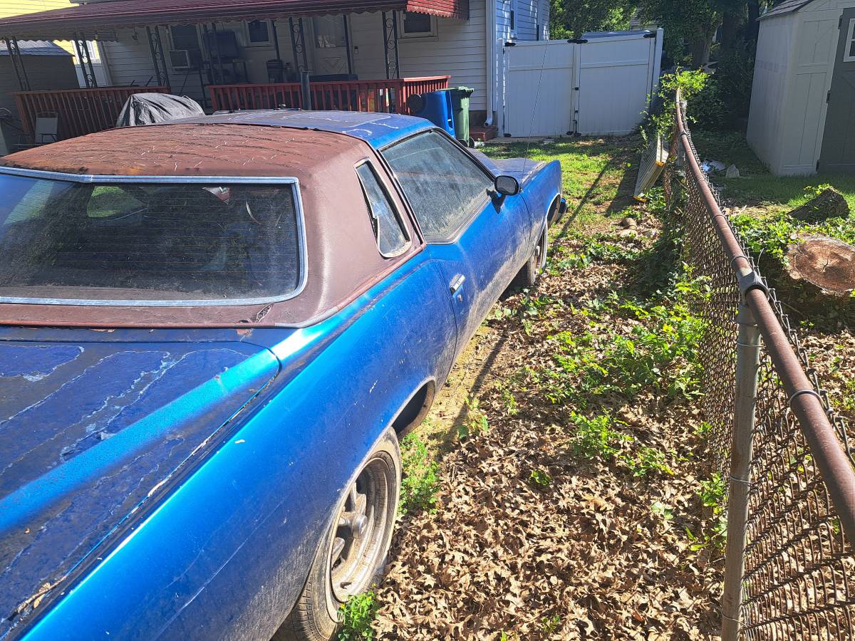 Pontiac-grand-prix-1976-blue-1