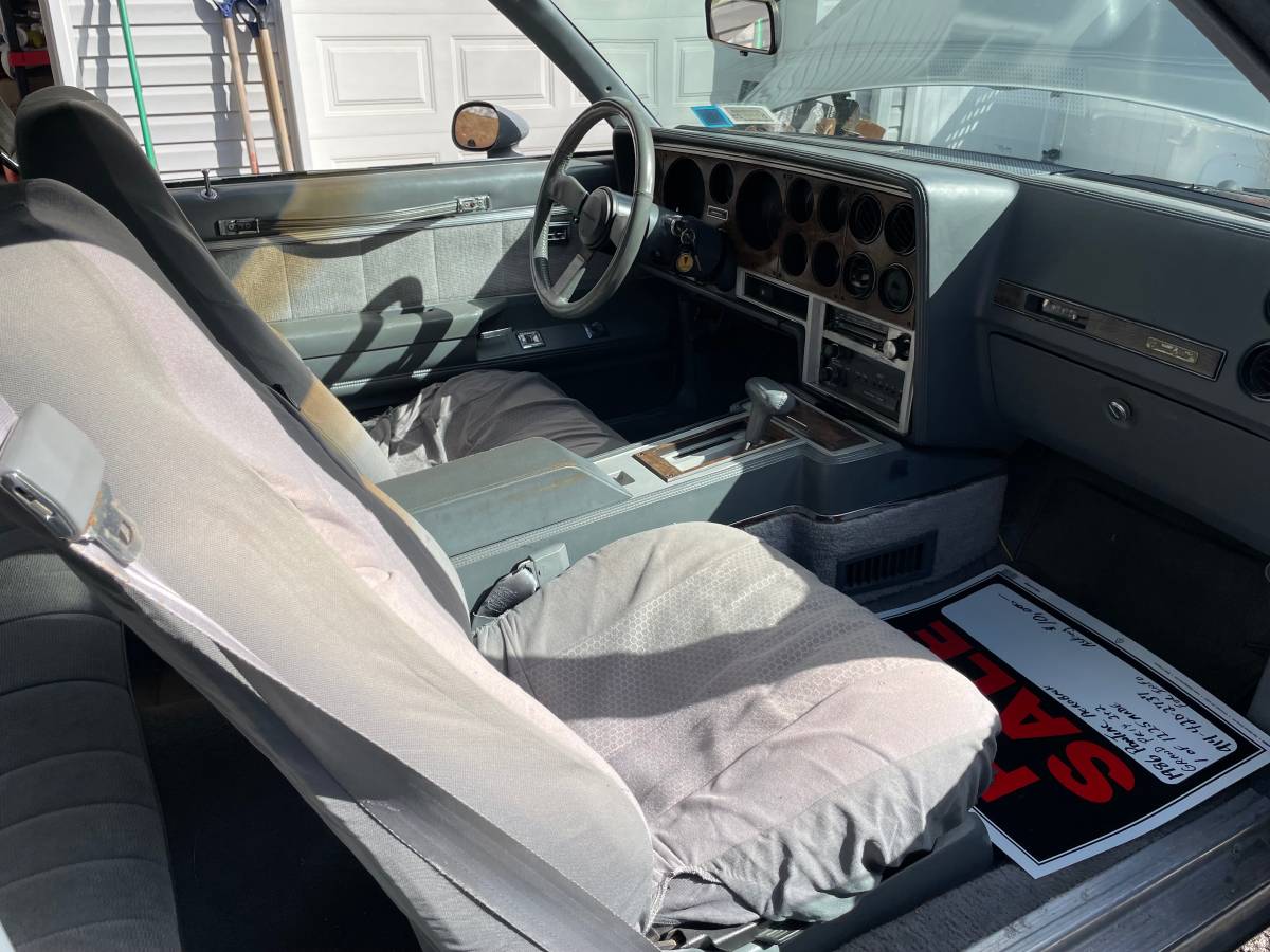 Pontiac-grand-prix-1986-grey-11