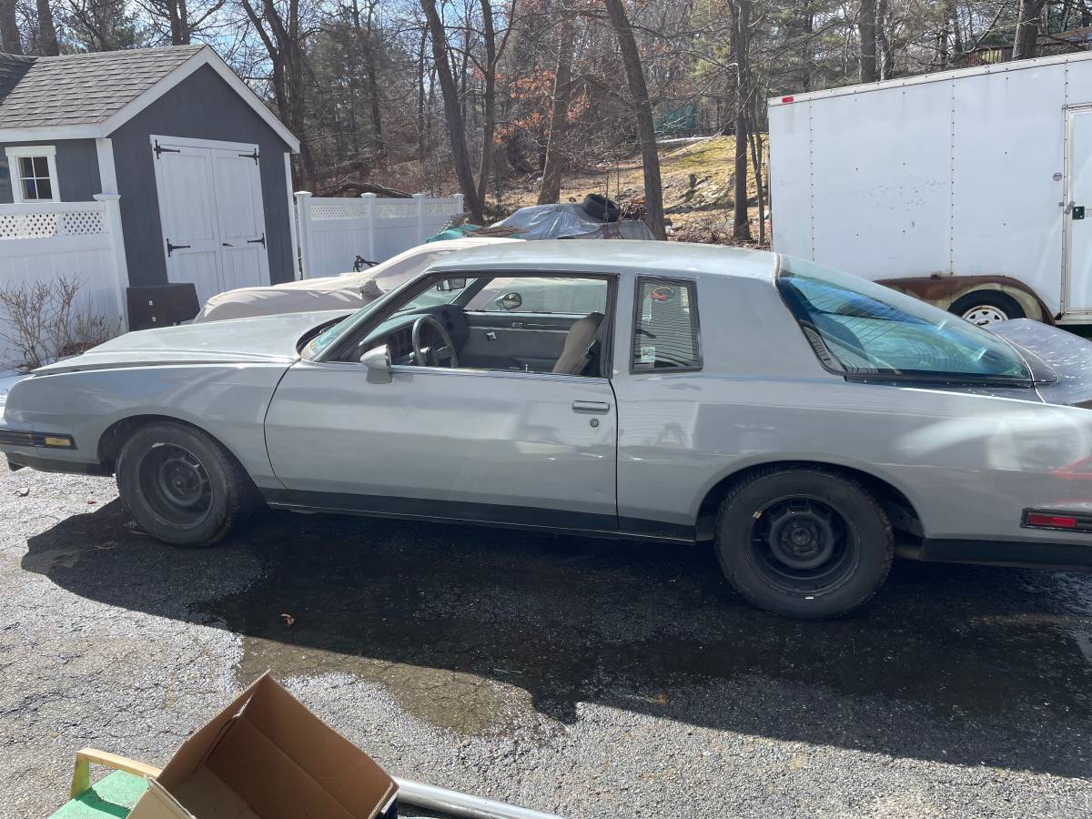 Pontiac-grand-prix-1986-grey-4