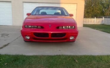 Pontiac-grand-prix-1996-red-29