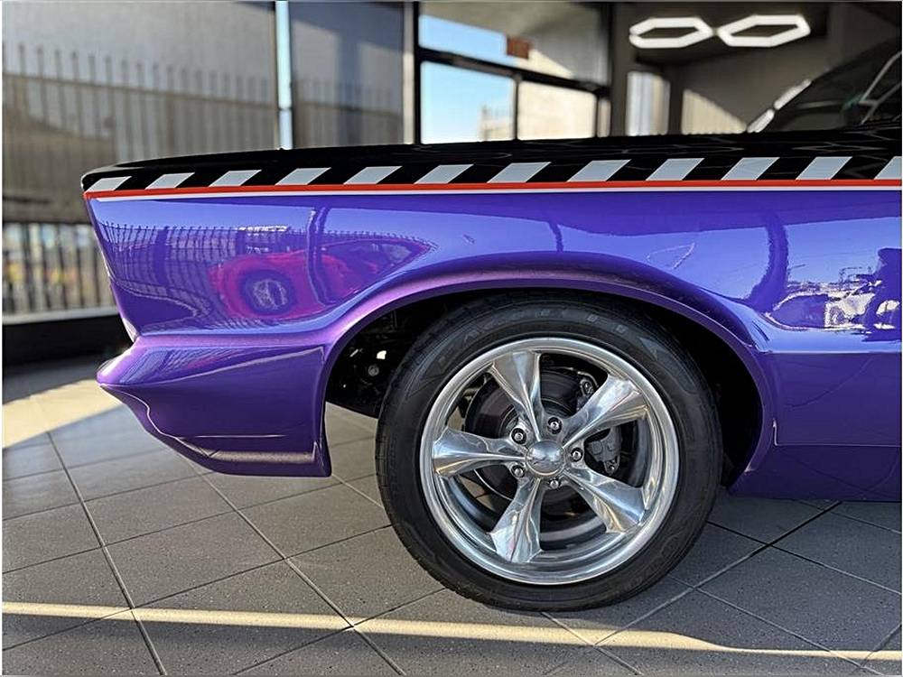 Pontiac-gto-1965-purple-29