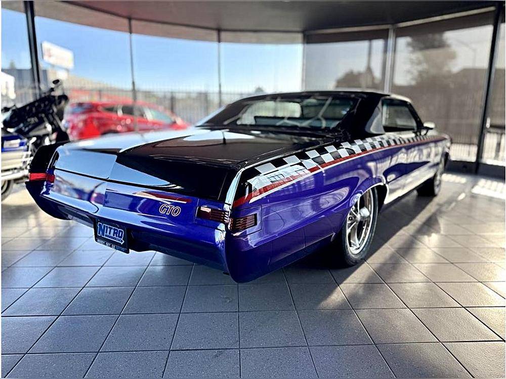 Pontiac-gto-1965-purple-6