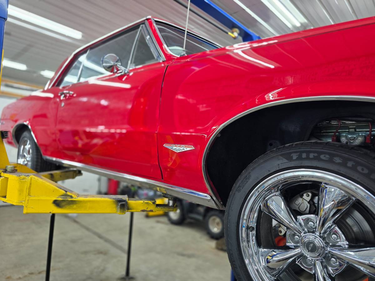 Pontiac-gto-1965-red-10