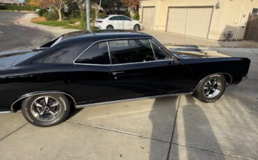 Pontiac-gto-1966-black-3