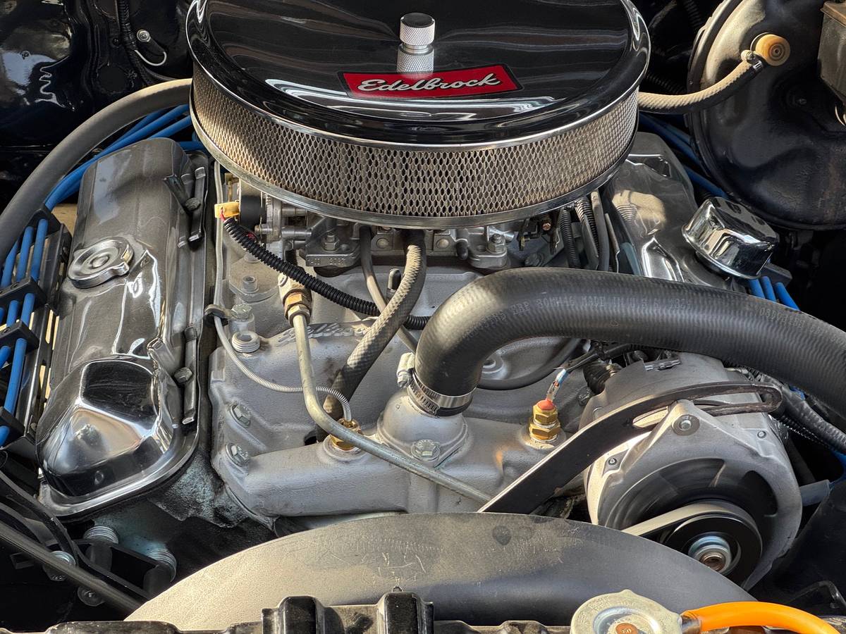 Pontiac-gto-1966-black-6