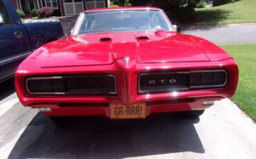 Pontiac-gto-1968-red-2