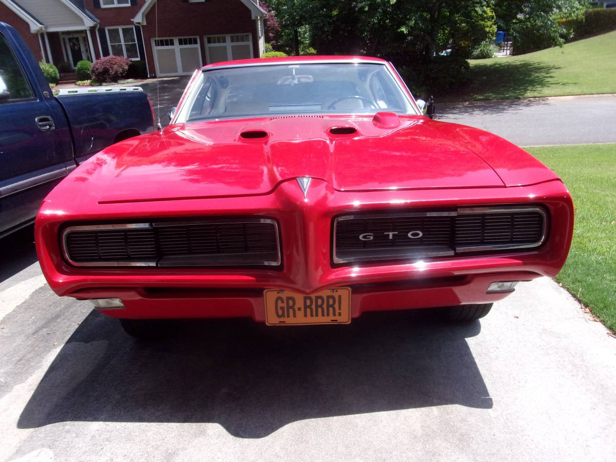 Pontiac-gto-1968-red-2