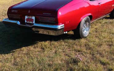 Pontiac-gto-1974-red-1