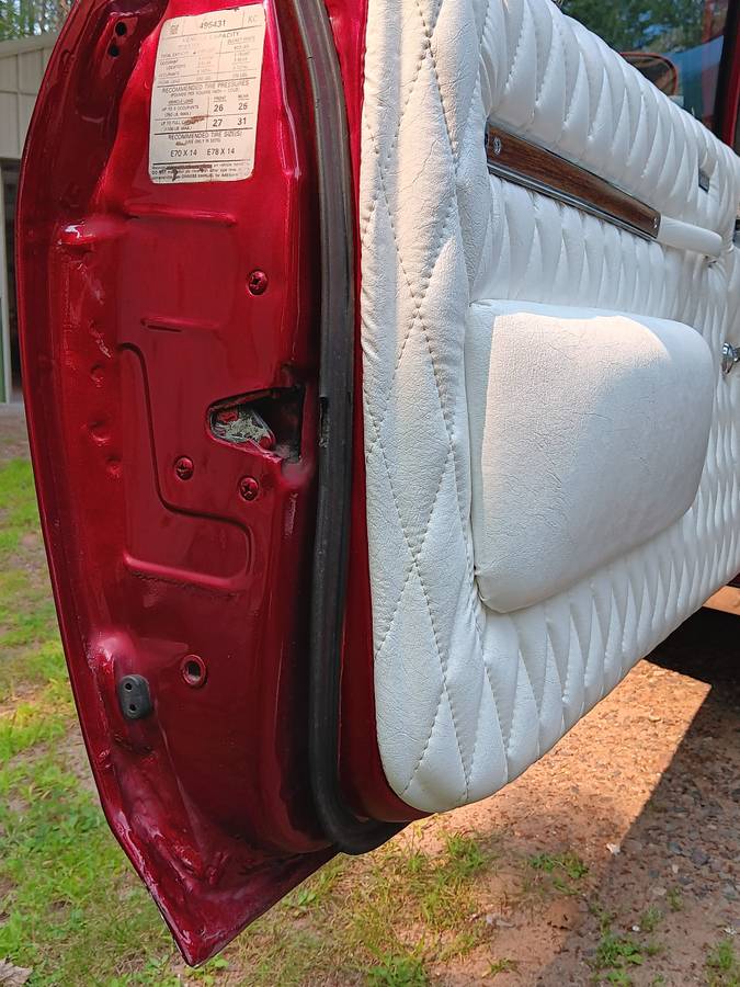 Pontiac-gto-1974-red-11