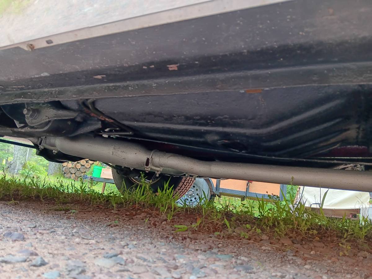 Pontiac-gto-1974-red-14