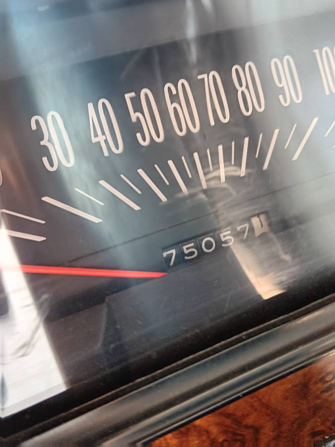 Pontiac-gto-1974-red-3