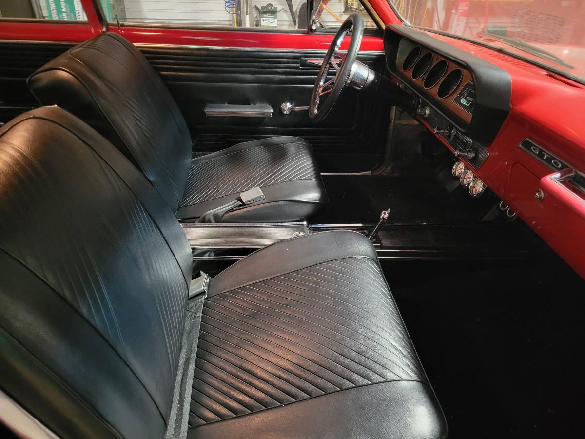 Pontiac-gto-clone-1965-red-10