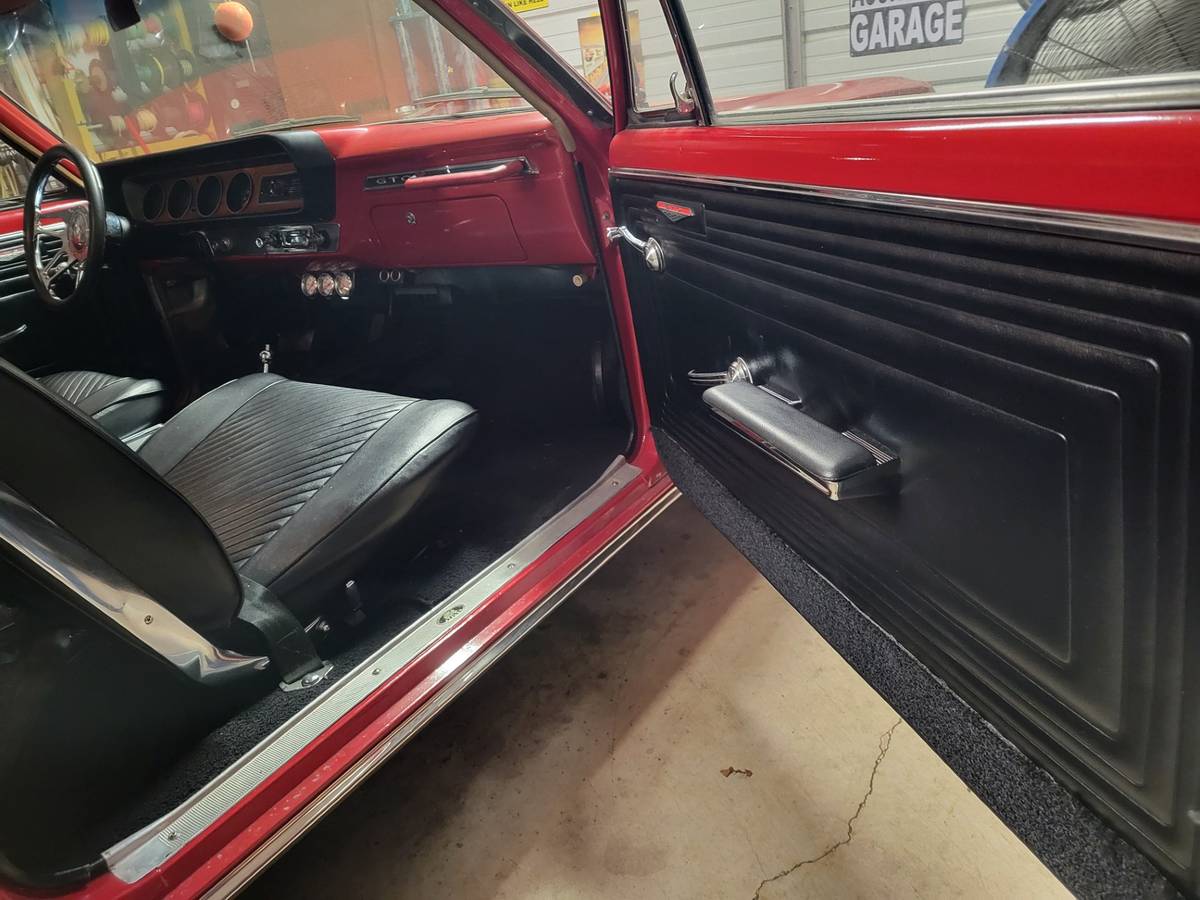 Pontiac-gto-clone-1965-red-26