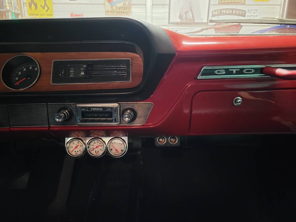 Pontiac-gto-clone-1965-red-5