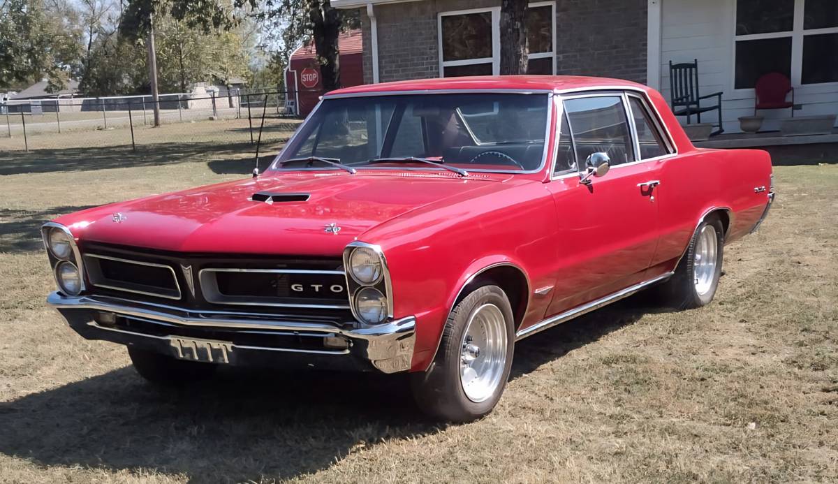 Pontiac-gto-clone-1965-red-7
