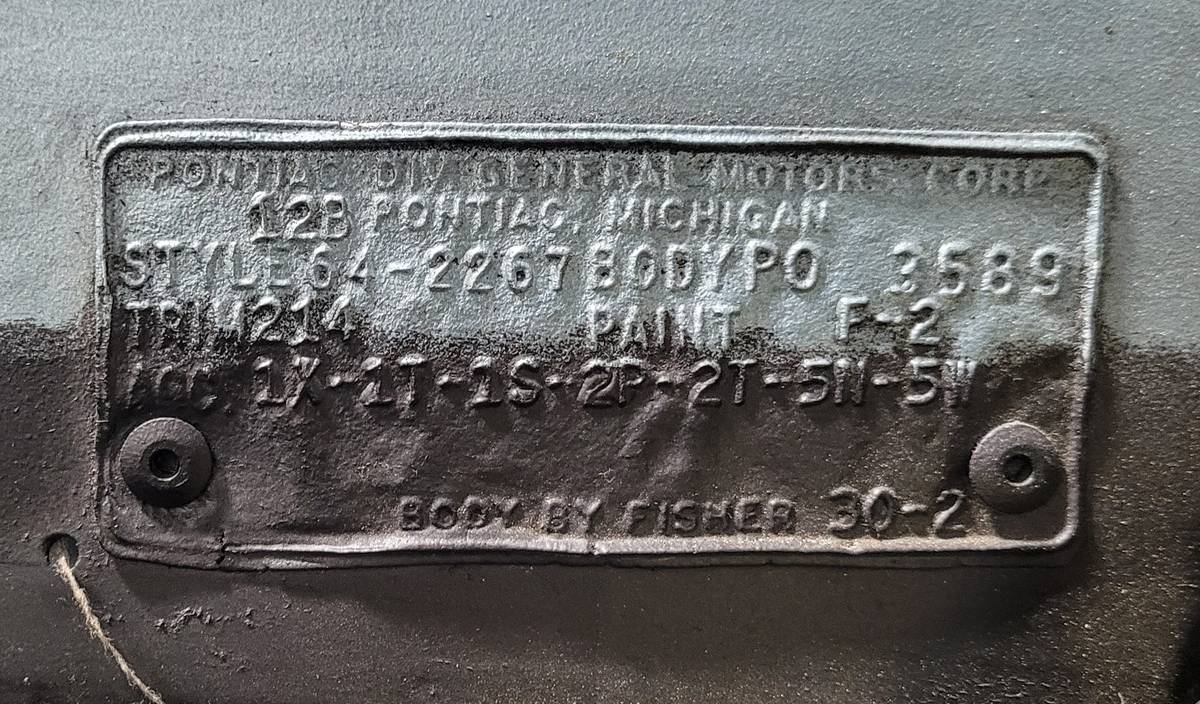 Pontiac-gto-convertible-1964-22