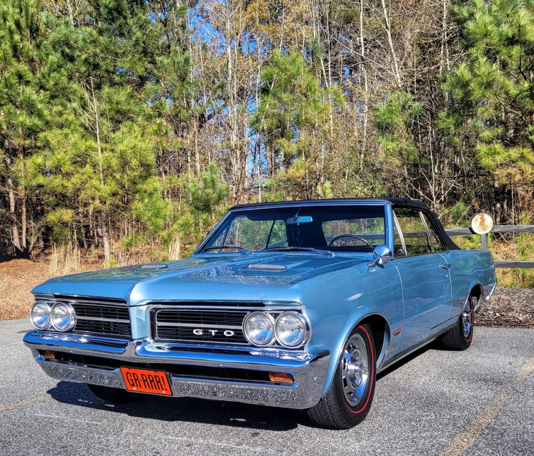 Pontiac-gto-convertible-1964-3