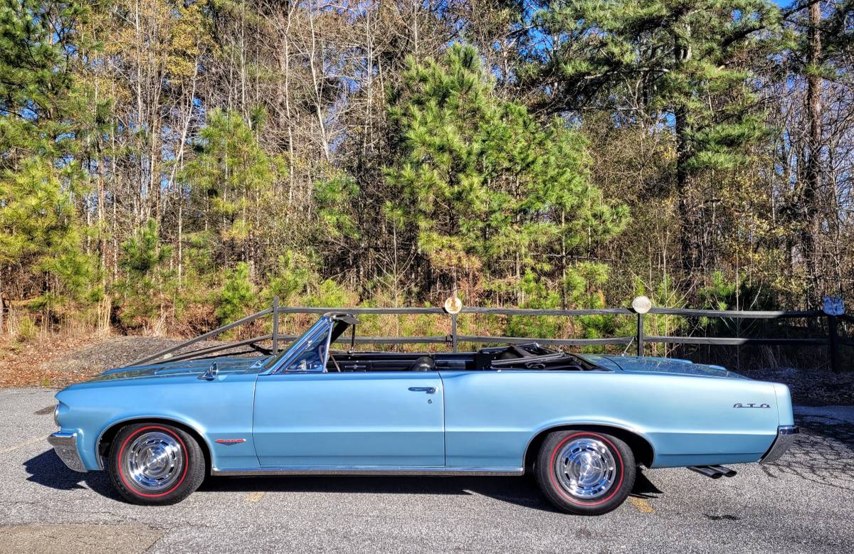 Pontiac-gto-convertible-1964-5
