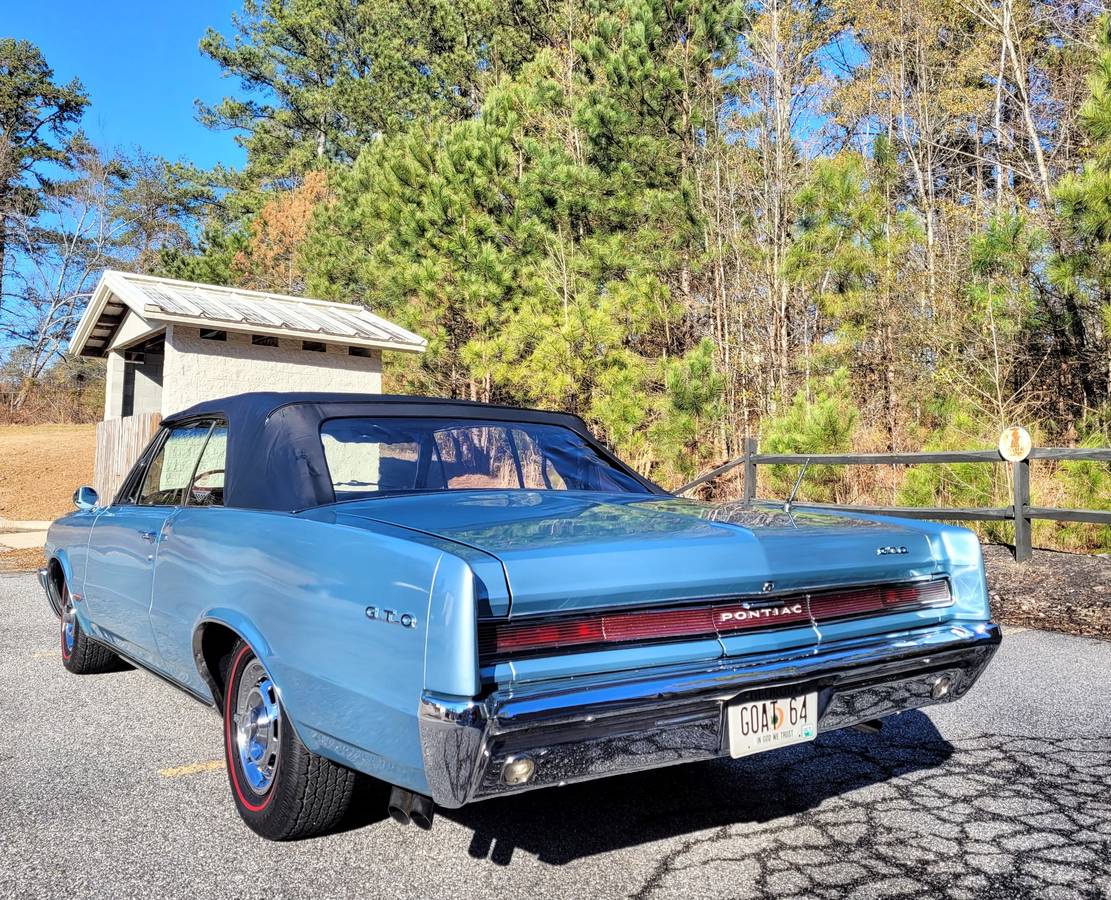 Pontiac-gto-convertible-1964-9