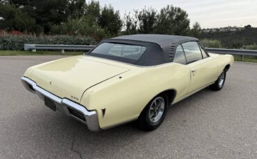 Pontiac-gto-convertible-1968-green