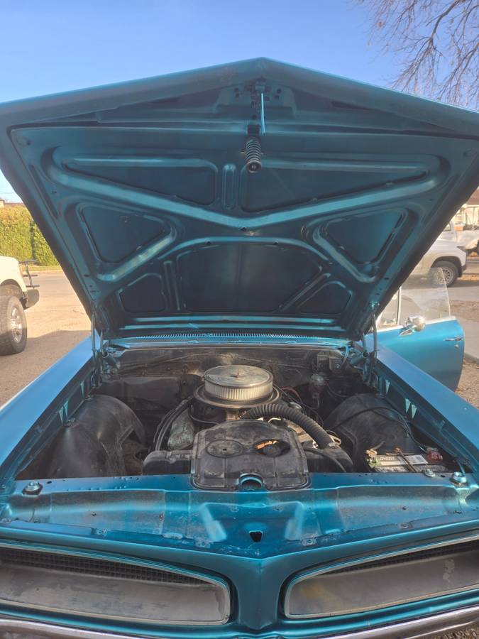 Pontiac-lemans-1966-3