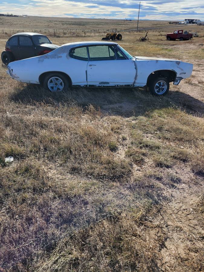 Pontiac-lemans-1968-grey-1