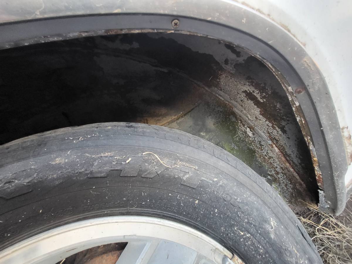 Pontiac-lemans-1968-grey-17