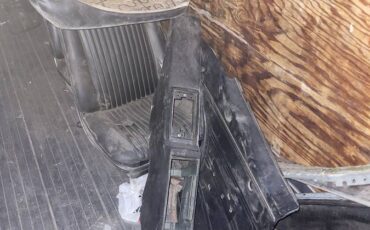 Pontiac-lemans-1968-grey-9