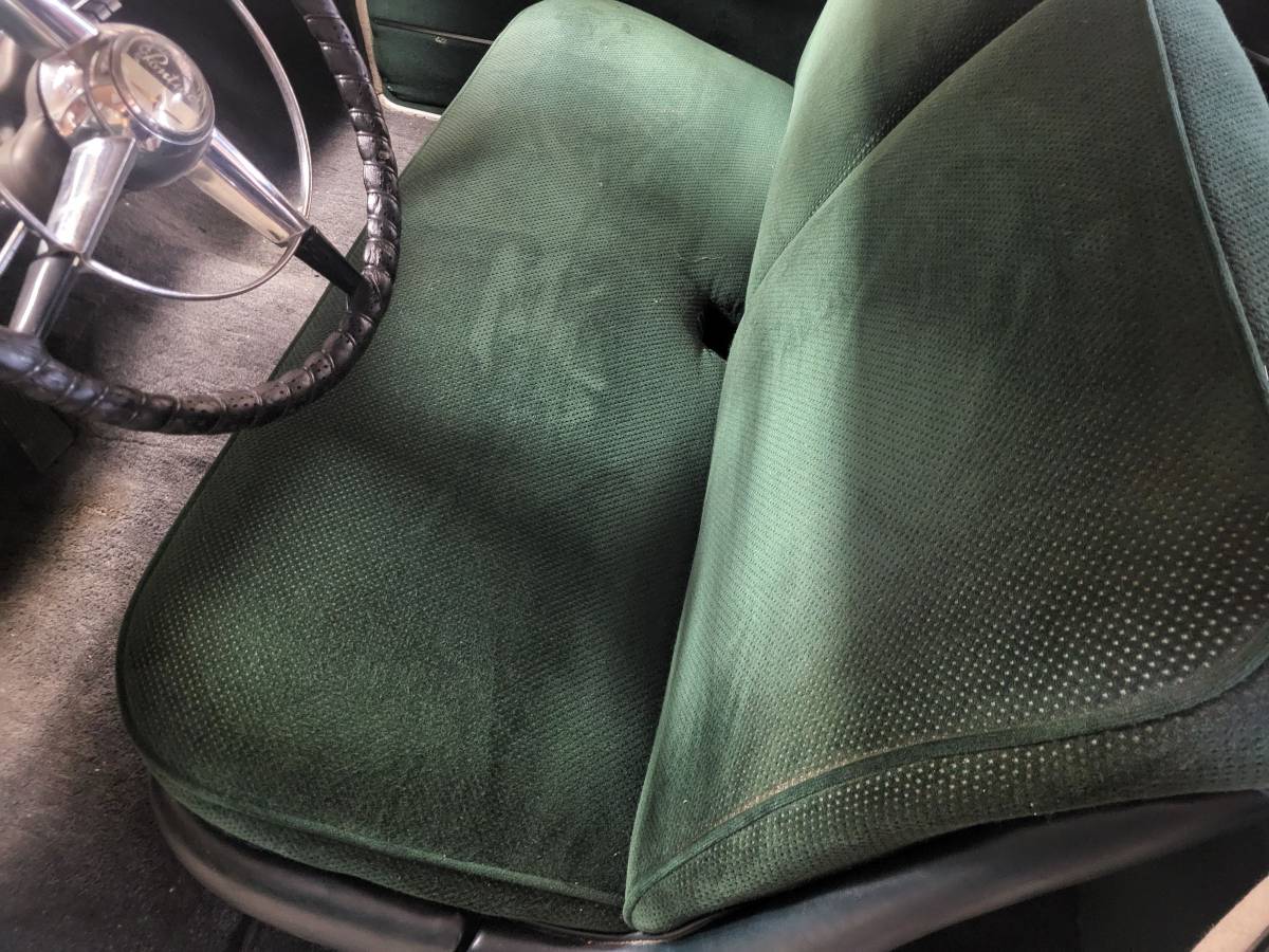 Pontiac-silver-streak-1950-green-11