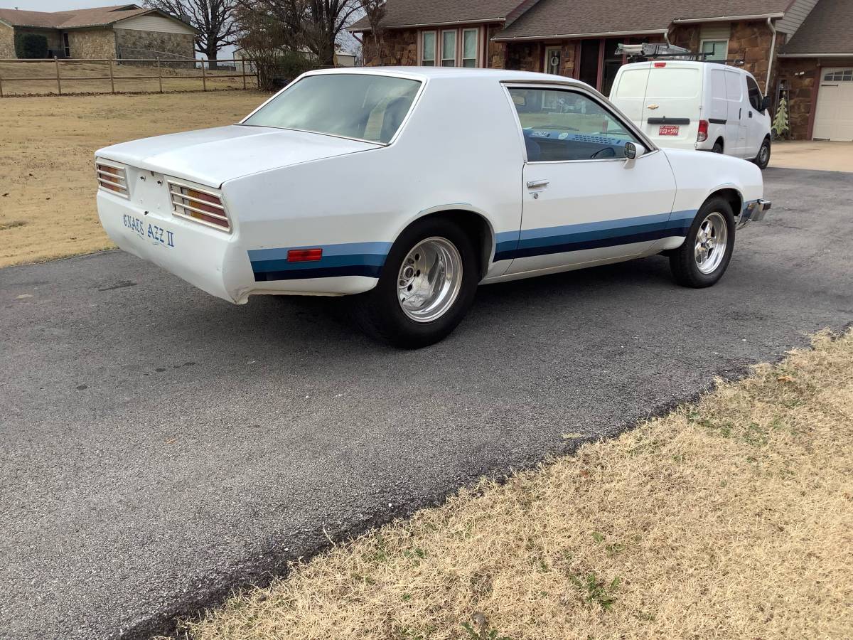 Pontiac-sunbird-1979-white-6