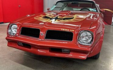 Pontiac-trans-am-1976-red