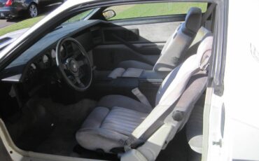 Pontiac-trans-am-1983-5