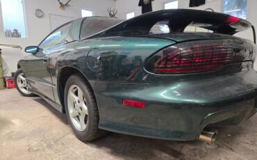 Pontiac-trans-am-1995-green