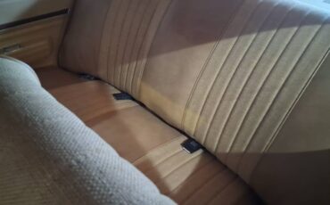 Pontiac-ventura-1976-red-9