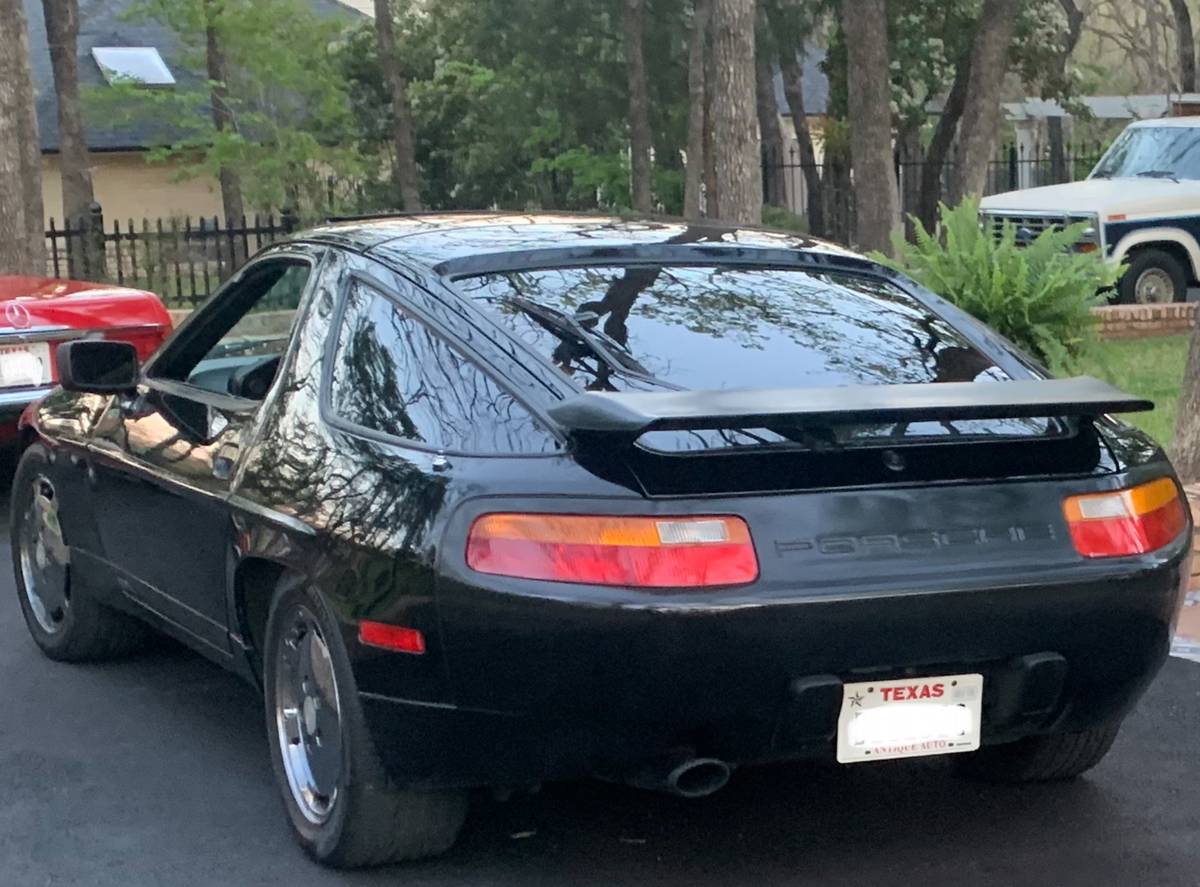 Porsche-1987-black-1