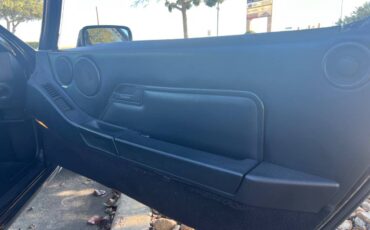 Porsche-1987-black-10