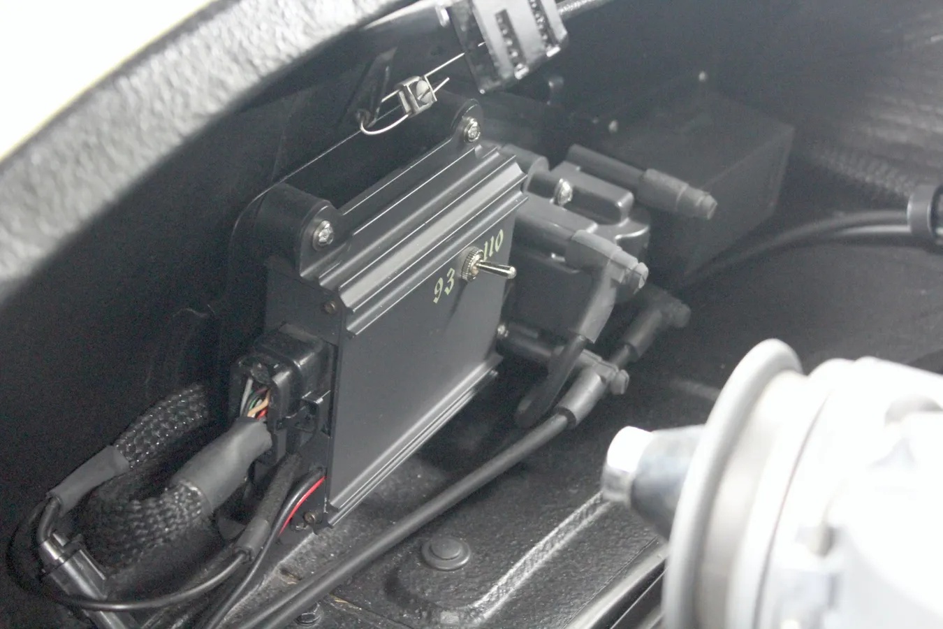 Porsche-356a-1957-Stone-Gray-Ox-Blood-Red-12