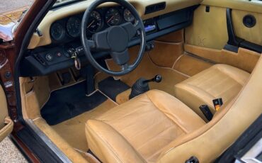 Porsche-911-1977-Bitter-Chocolate-Tan-13