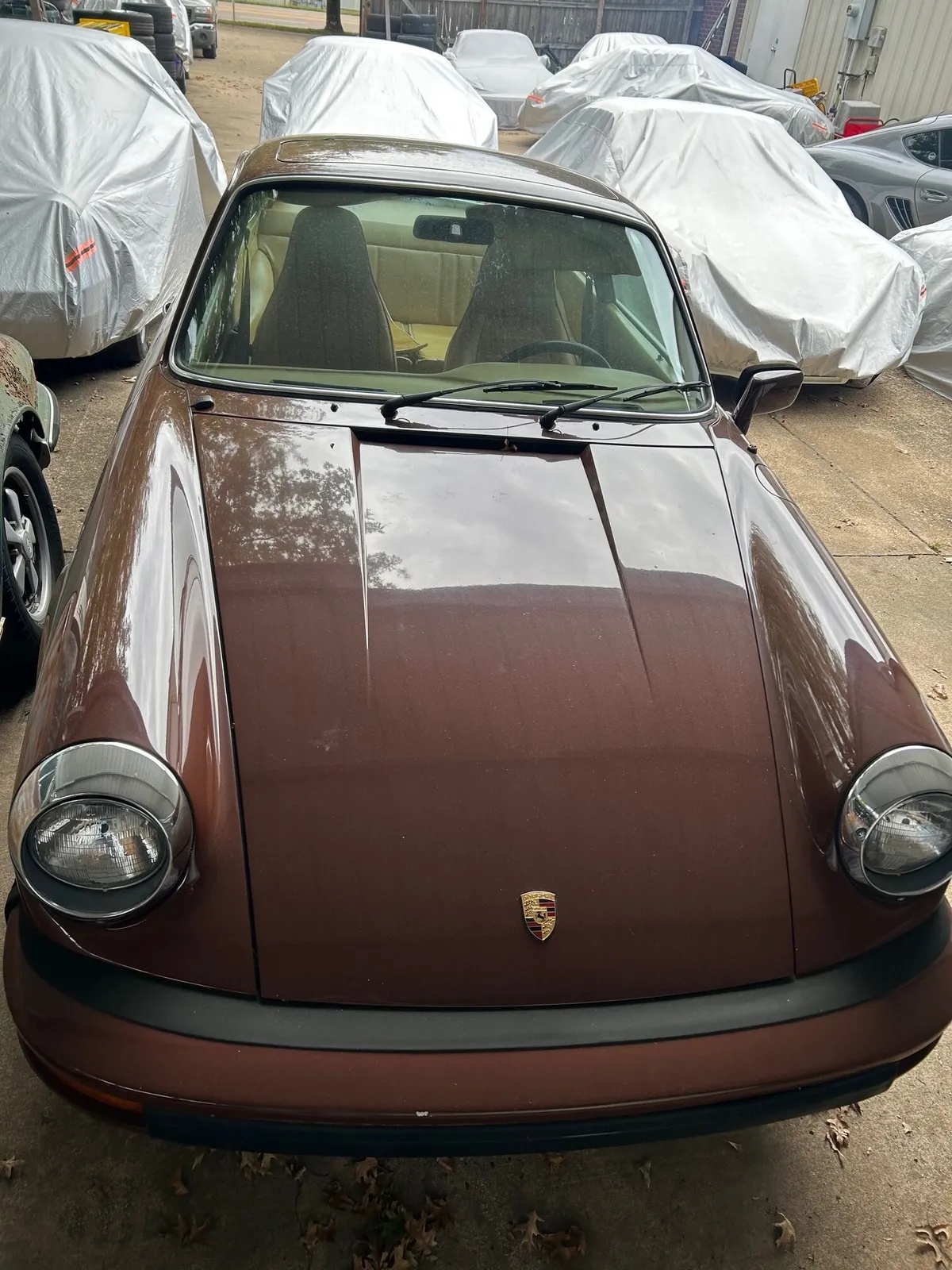 Porsche-911-1977-Bitter-Chocolate-Tan-5