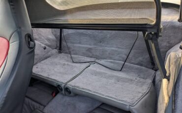 Porsche-911-carrera-4-1991-white-23