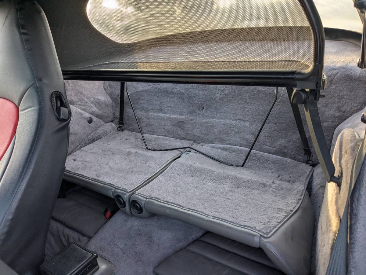 Porsche-911-carrera-4-1991-white-23