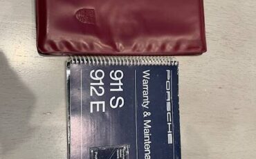 Porsche-911-s-targa-1976-custom-5