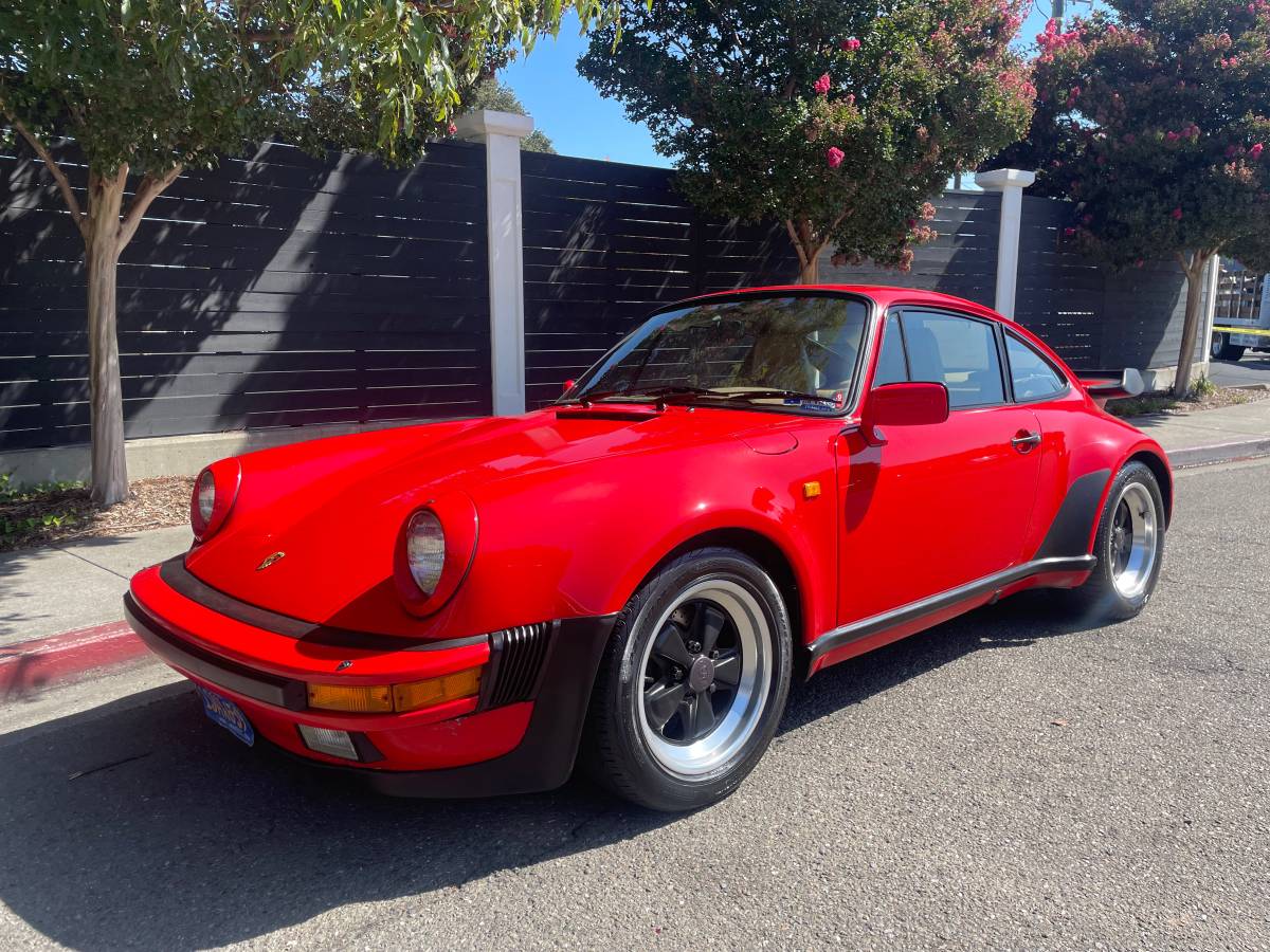 Porsche-911-turbo-1985-red-1