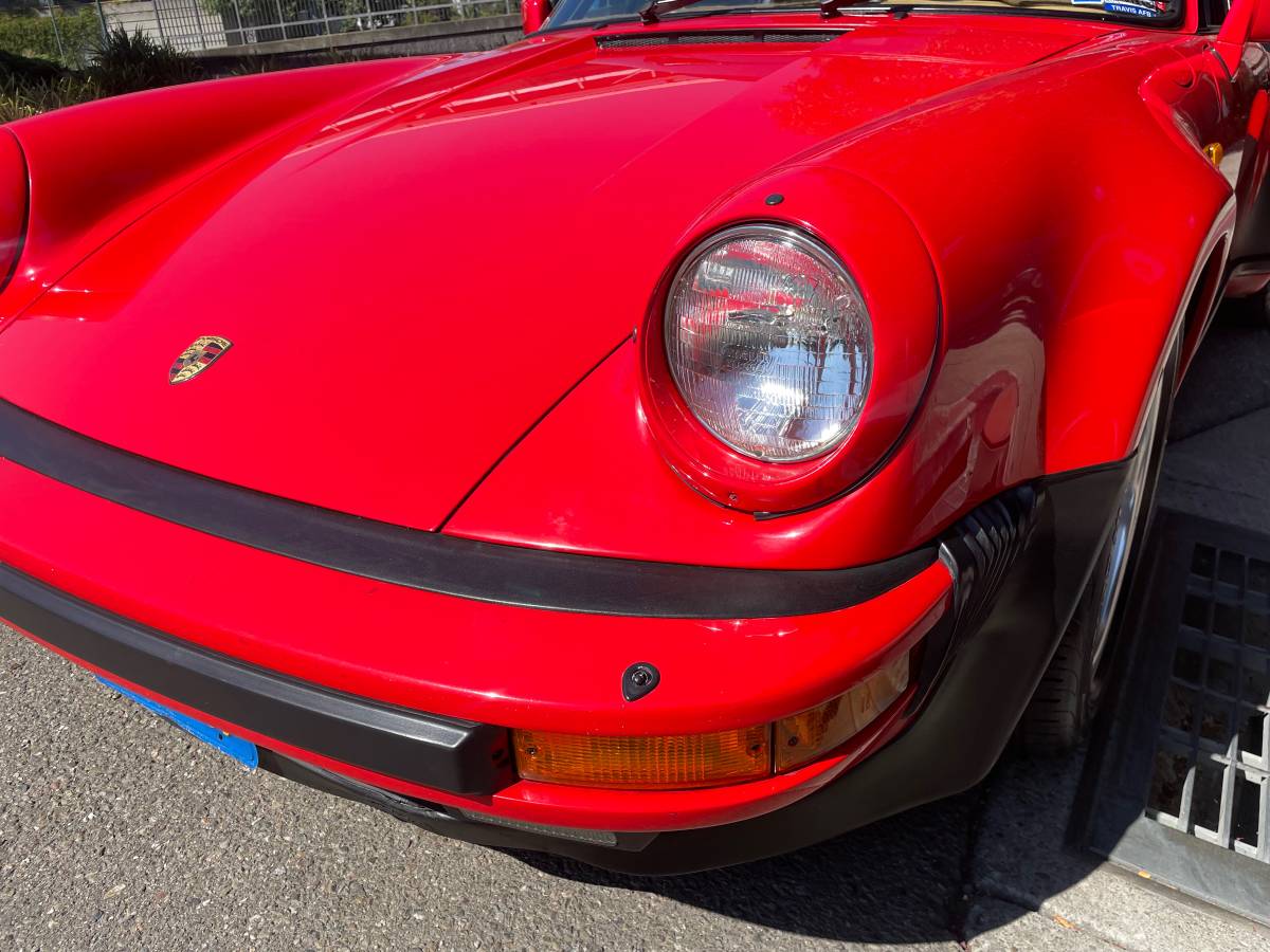 Porsche-911-turbo-1985-red-20