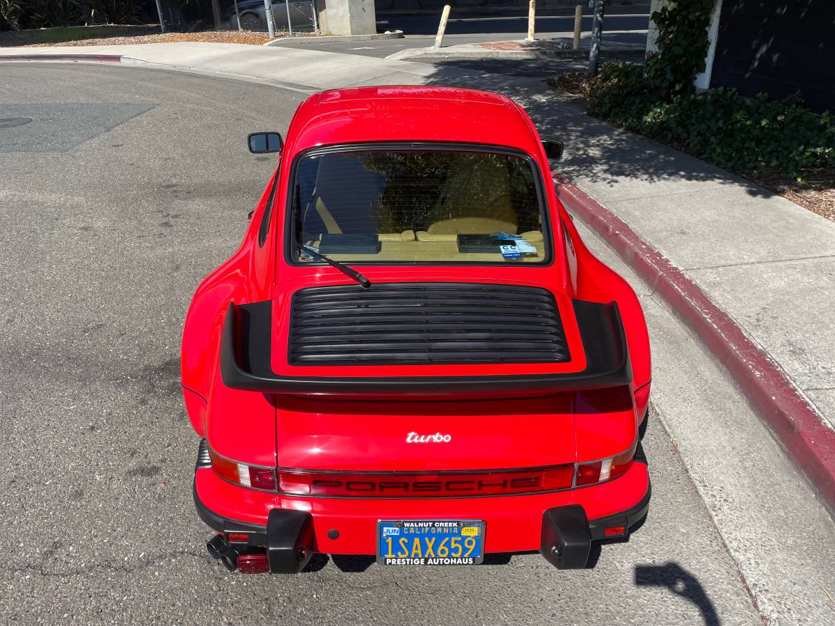 Porsche-911-turbo-1985-red-4