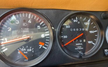 Porsche-911-turbo-1985-red-8