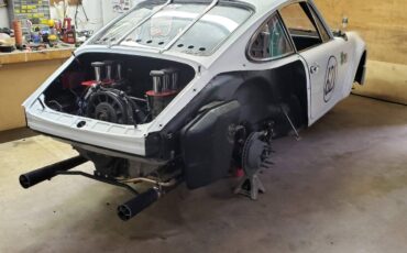 Porsche-911-vintage-racecar-1971-white-2