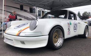 Porsche-911-vintage-racecar-1971-white