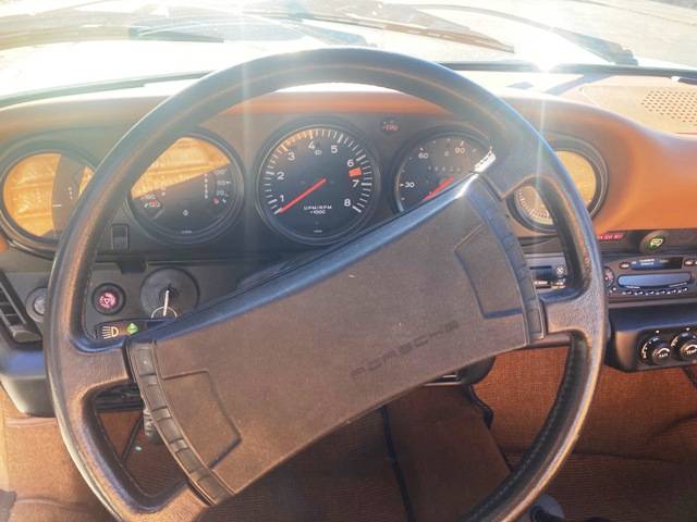 Porsche-911s-1975-green-4