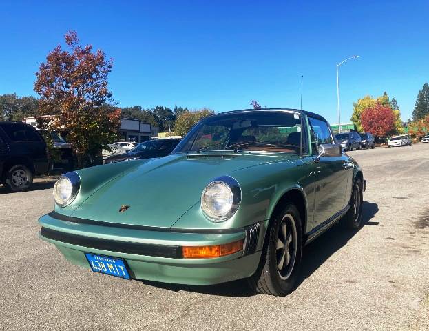 Porsche-911s-1975-green-9